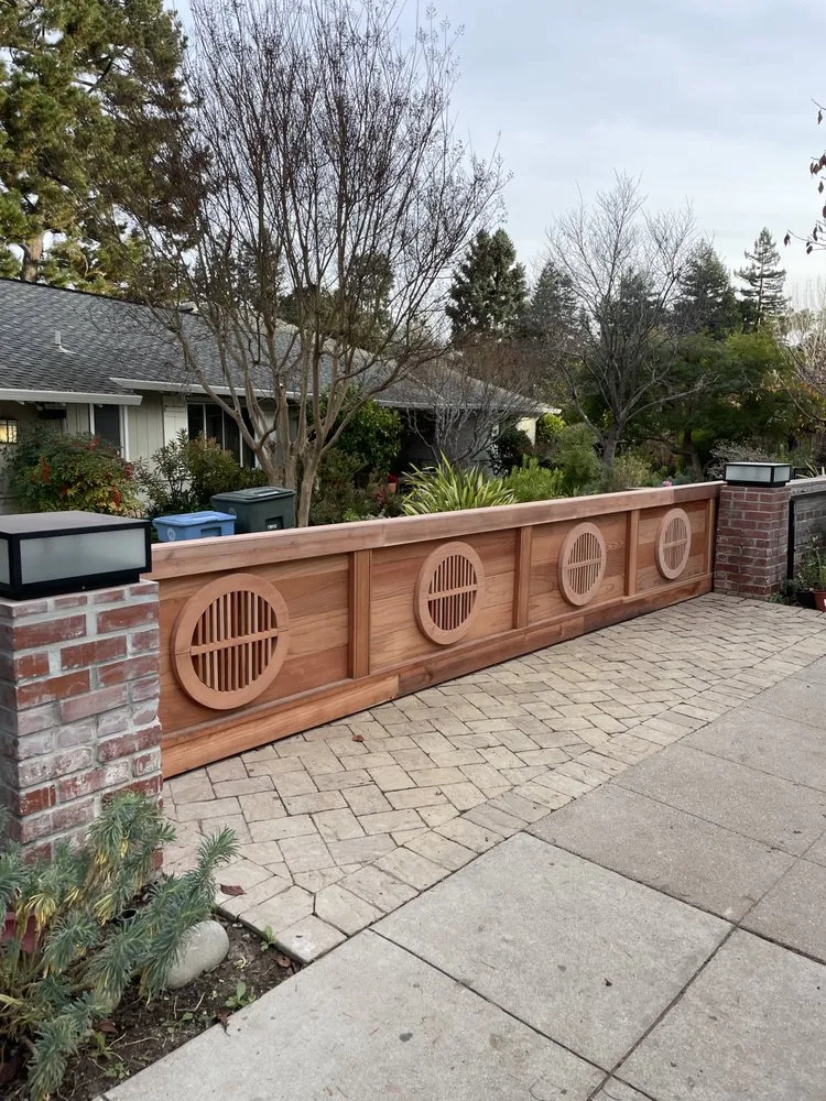 Custom lawn mowing service for homes across East Palo Alto, CA - Pinon Landscape