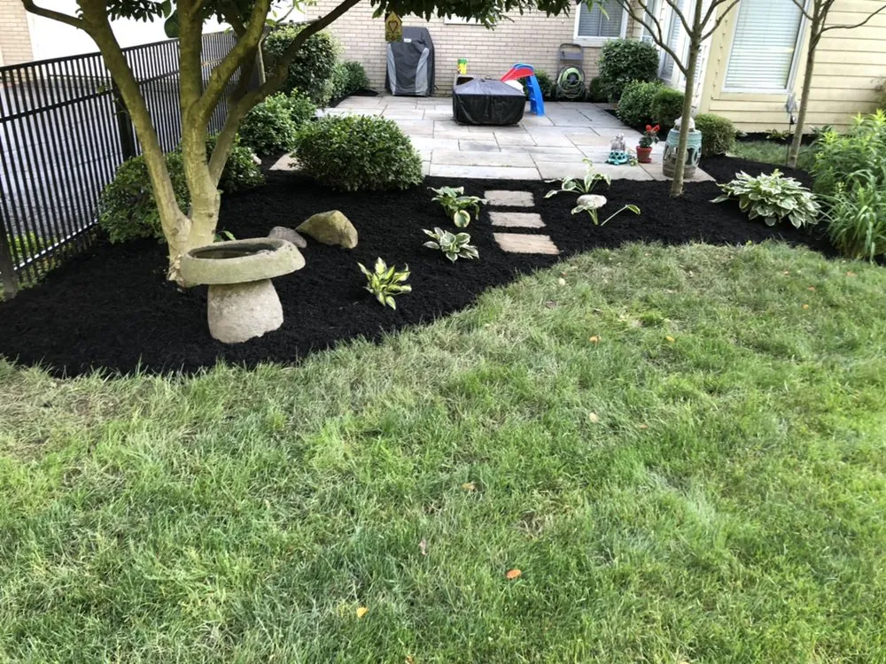 Affordable garden landscaping for beautiful yards across Indianapolis, IN - Pinpoint Services Indy