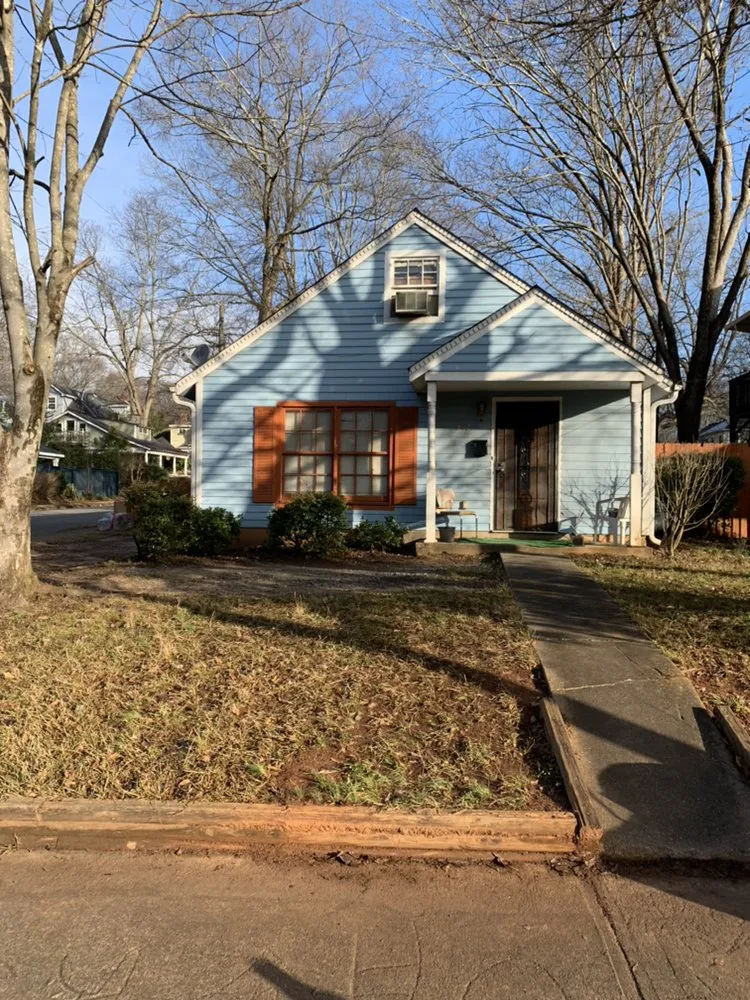 Reliable lawn care service for beautiful yards across Atlanta, GA - Pinstripe LandScaping & Pro Services