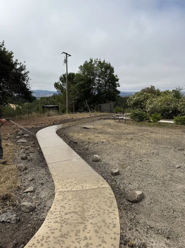 Professional garden landscaping experts serving Santa Rosa, CA - Pintail Landscaping