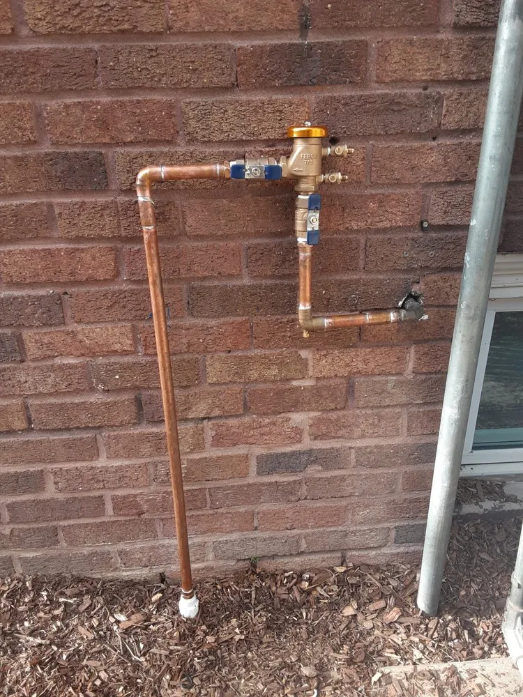 Top-rated lawn care service in Commerce City, CO - Pio lawn care