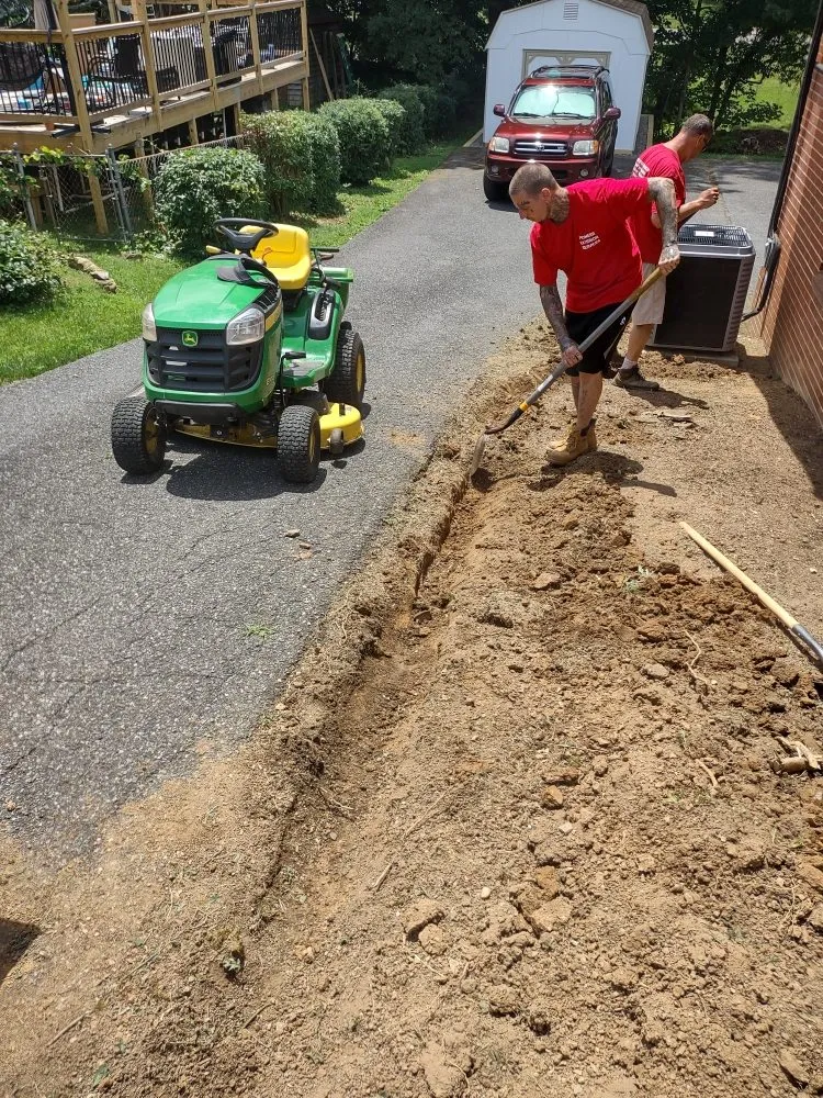 Trusted yard cleanup service for beautiful yards across Salem, VA - Pioneer Exterior Services