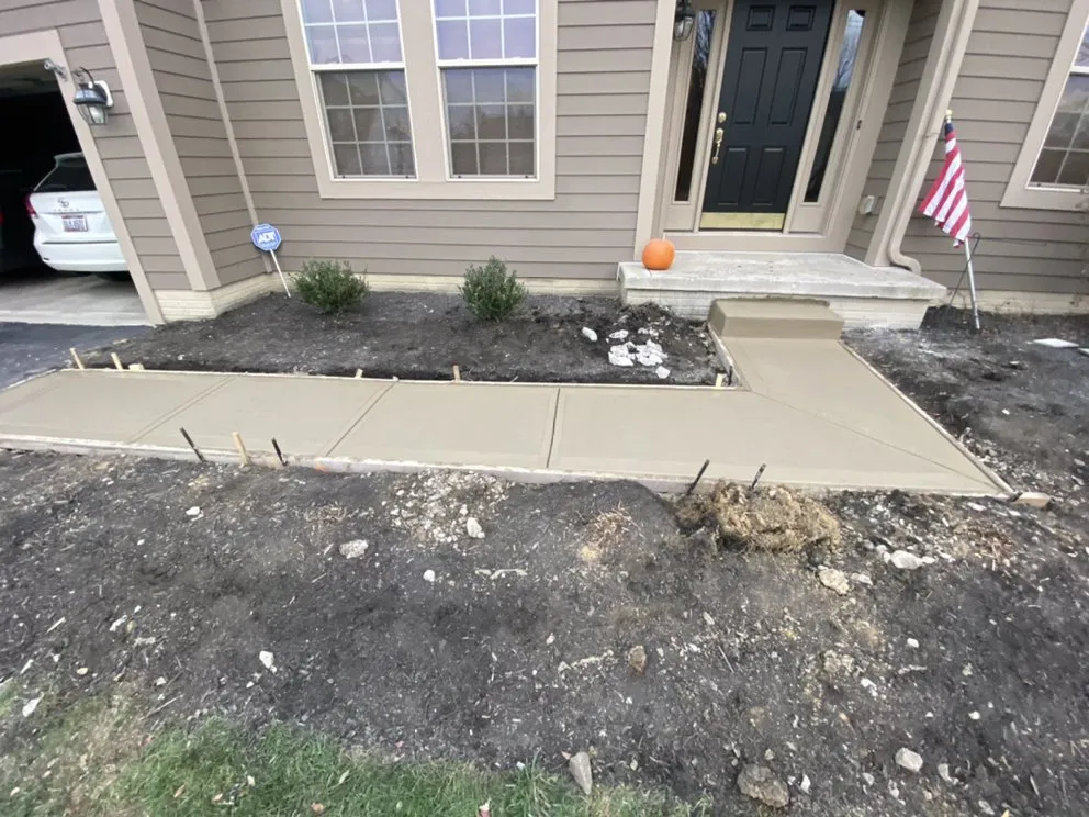 Custom yard cleanup service in Lewis Center, OH - Pioneer Landscaping