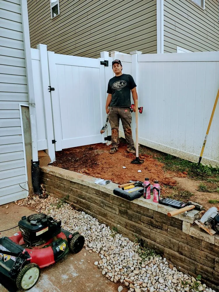 Reliable lawn care service in Fort Lawn, SC - Pioneering Homescapes