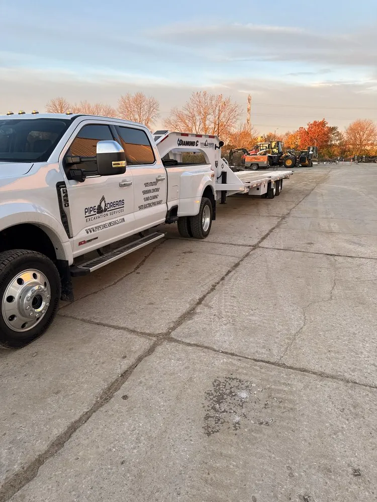 Custom landscaping services for beautiful yards across Loveland, OH - Pipe Dreams