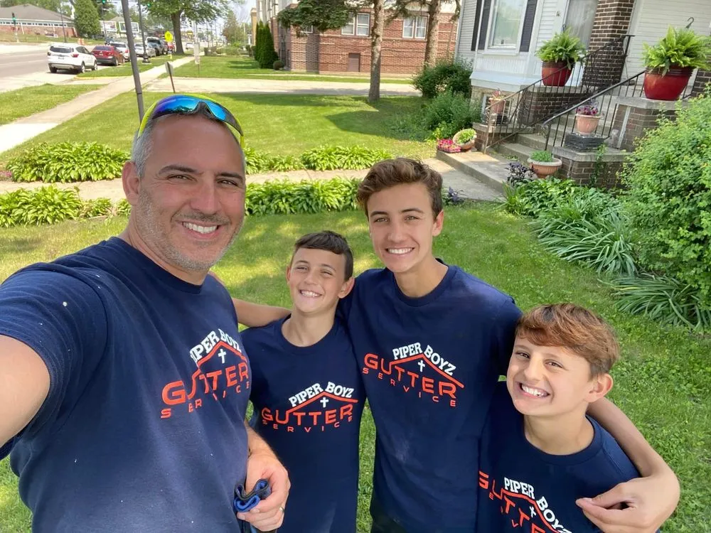 Professional yard cleanup service experts serving Fort Myers, FL - Piper Boyz Helping Hands