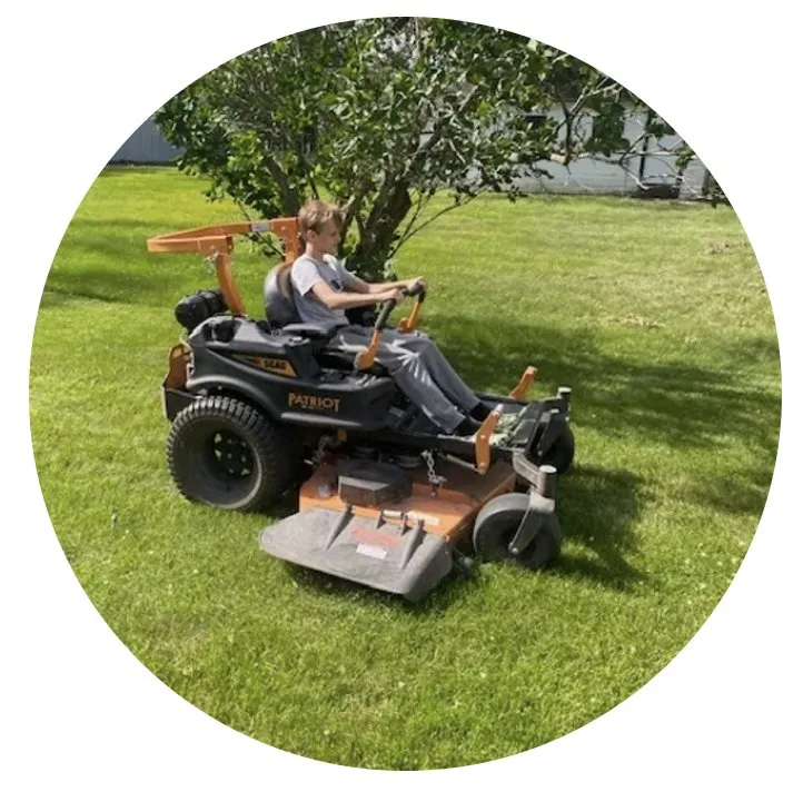 Top-rated lawn care service for year-round maintenance across Fort Myers, FL - Piper Boyz Helping Hands