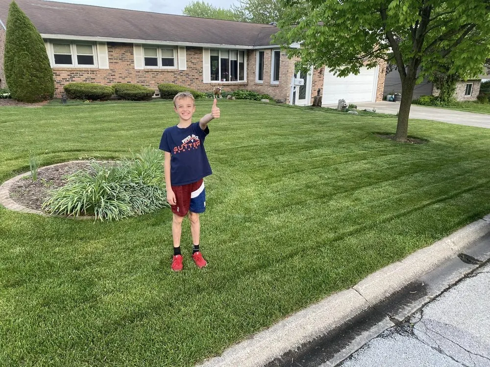 Trusted outdoor landscaping in Fort Myers, FL by Piper Boyz Helping Hands