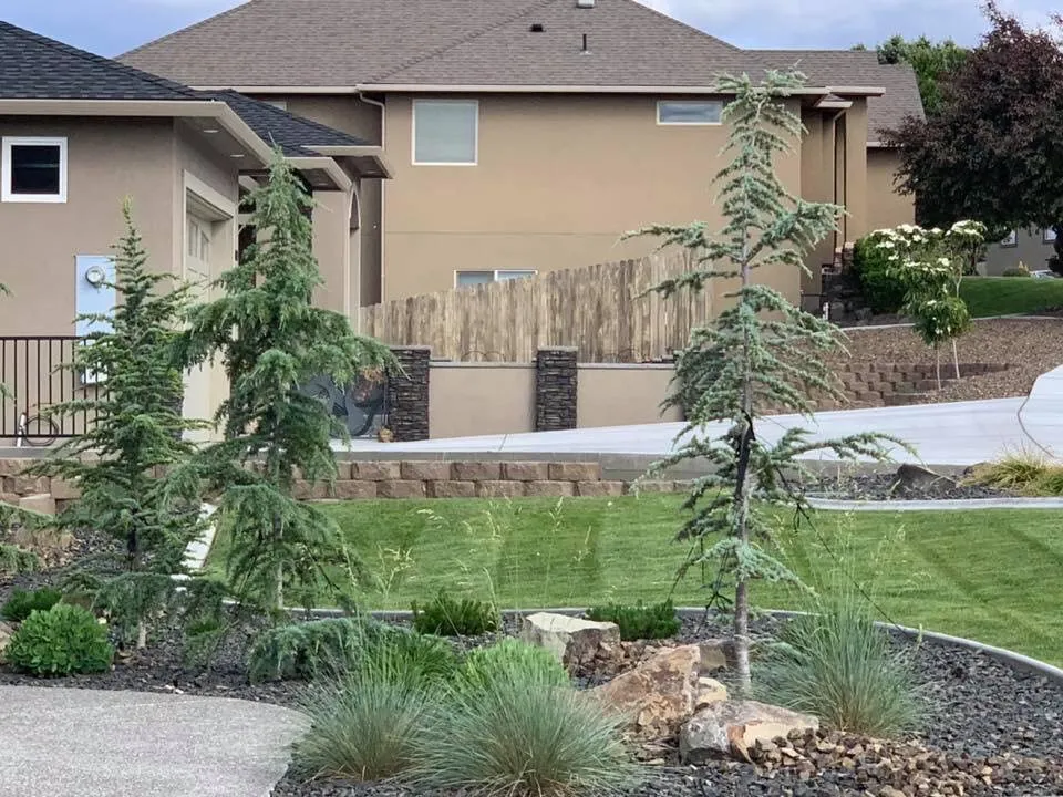 Custom landscaping services near you in Pasco, WA by Pipo's Lawn Care