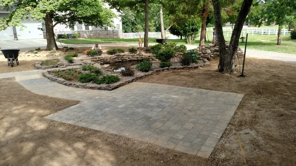Custom landscaping services in Harrisburg, AR - Pippinger Lawn and Landscape Services