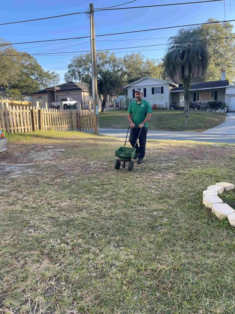 Trusted lawn mowing service experts serving Jacksonville, FL - Pirate Landscaping