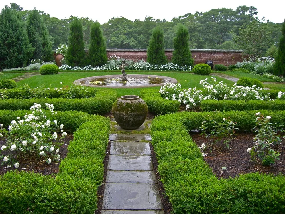 Top-rated lawn mowing service experts serving Eliot, ME - Piscataqua Landscaping & Tree Service