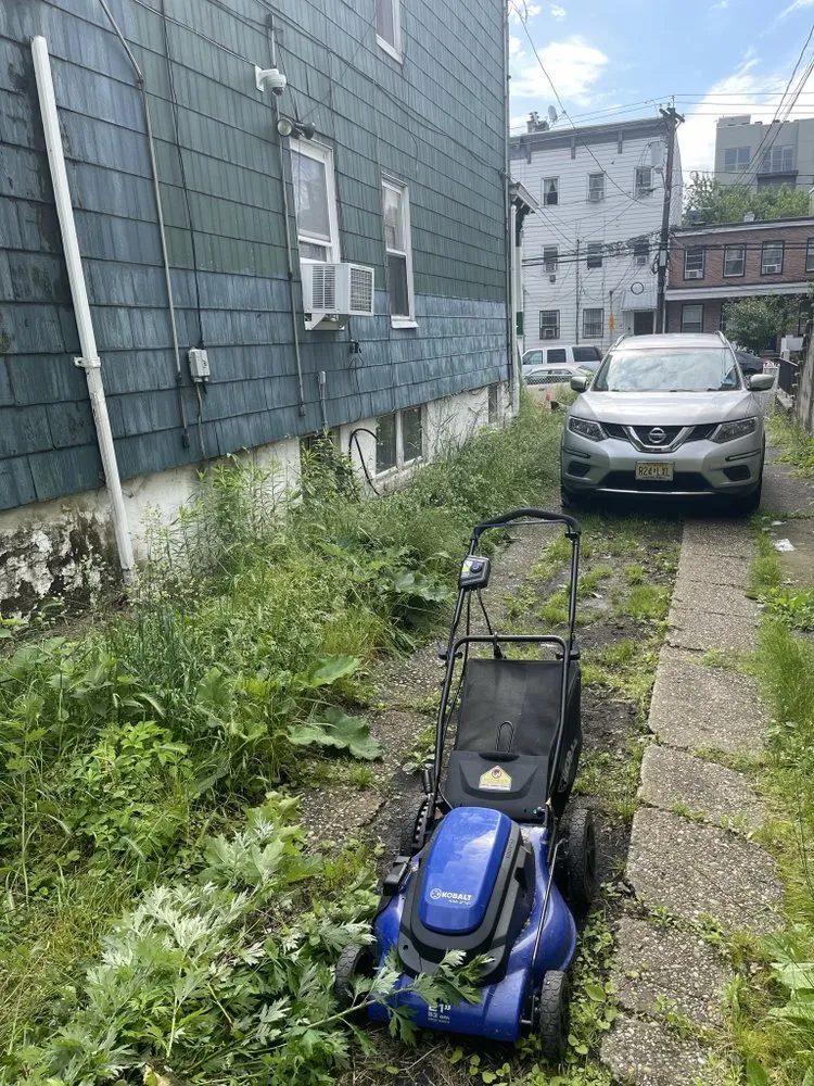 Expert landscaping services experts serving Staten Island, NY - PIT Home Improvement