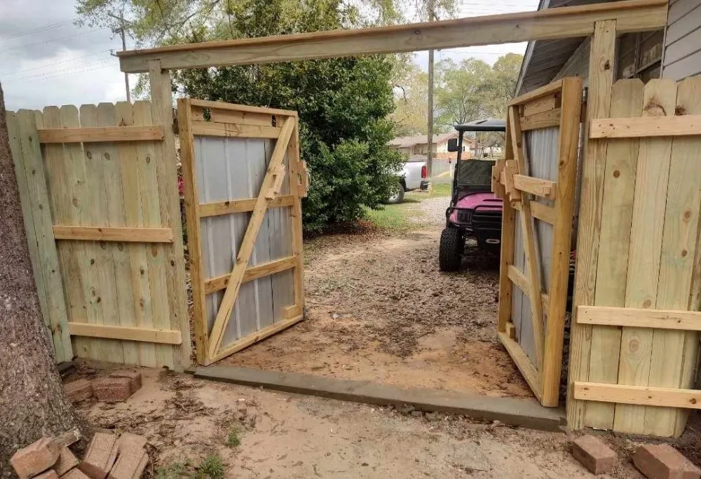 Custom residential landscaping in Pitkin, LA - Pitkin Total IT and Home Care