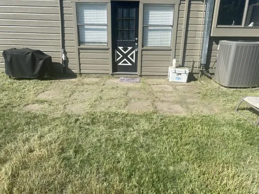 Pittmans Lawn Care And Maintenance Logo