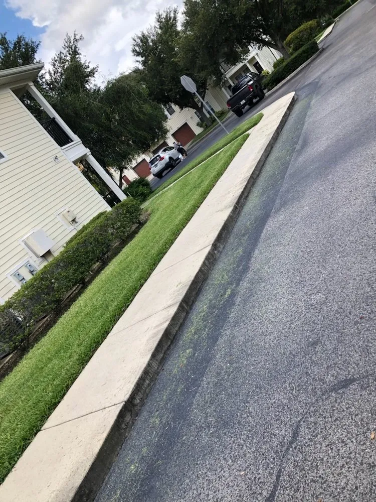 Trusted lawn care service experts serving Hillsborough, FL - Pitts Precision Lawn Services