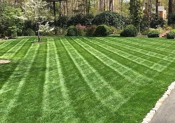 Trusted outdoor landscaping experts serving Pittsburgh, PA - Pittsburgh Lawn and Landscape