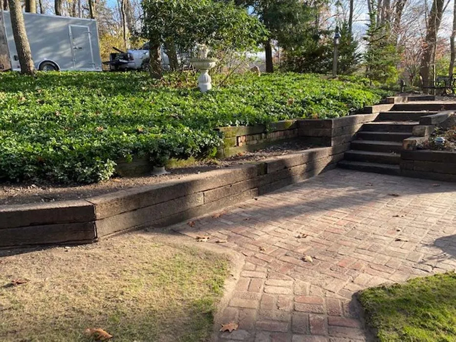 Reliable yard cleanup service in West Mifflin, PA - Pittsburgh Retaining Wall & Landscape