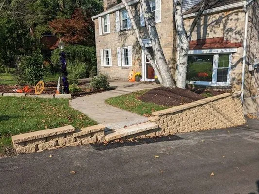 Pittsburgh Retaining Wall & Landscape