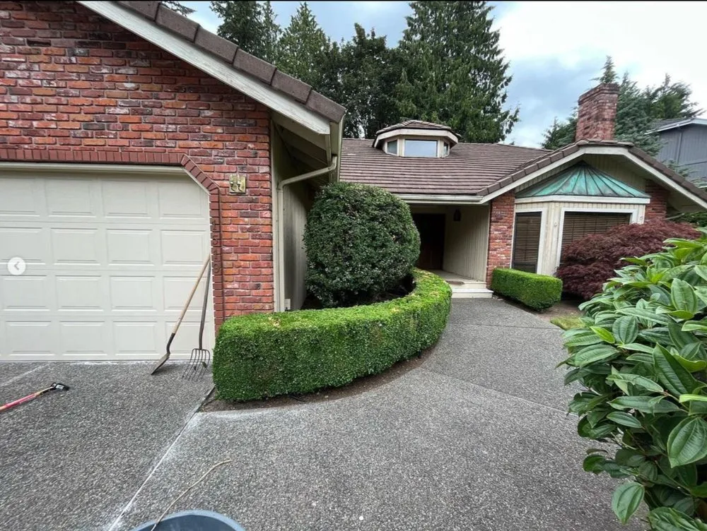 Professional outdoor landscaping in Mount Vernon, WA by Pizano Landscaping