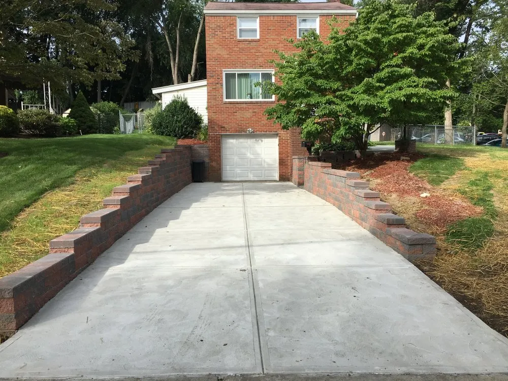 Affordable lawn mowing service near you in Pittsburgh, PA by PJ Ciotti Construction