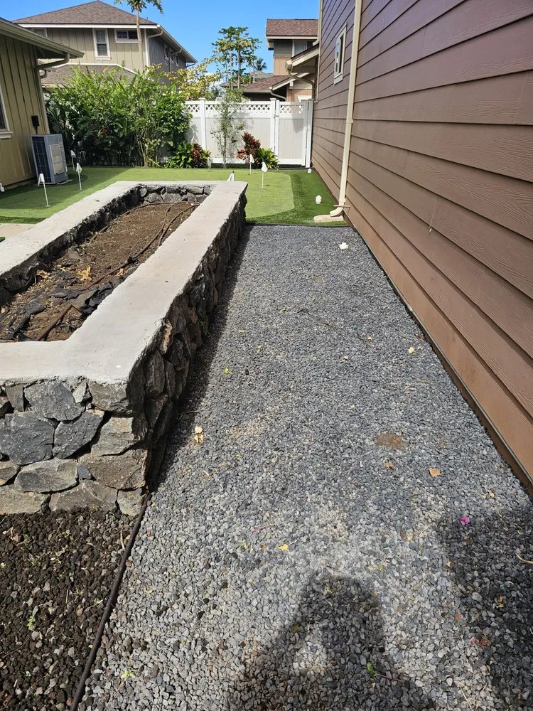 Custom lawn care service experts serving Lahaina, HI - Pj Landscaping