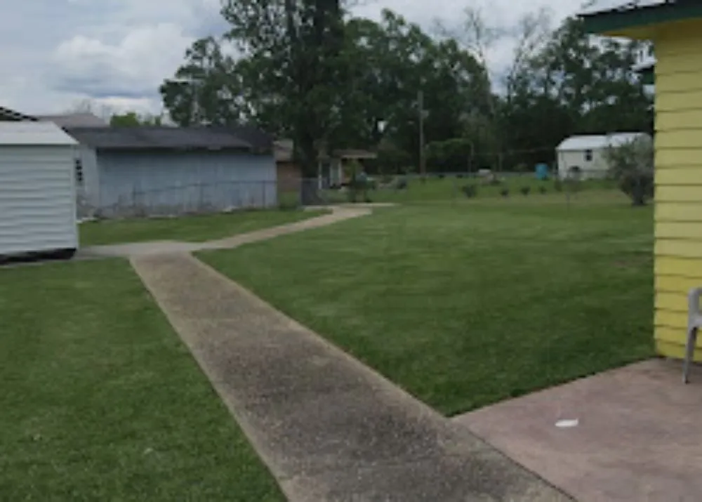 Reliable lawn mowing service in Opelousas, LA by Pjays Lawn Care