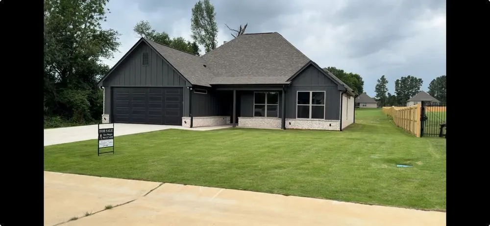 Trusted residential landscaping in Tyler, TX - PJMC Enterprises