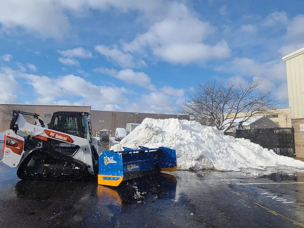 Top-rated yard maintenance in Bridgeport, CT - PJ's Landscape & Design