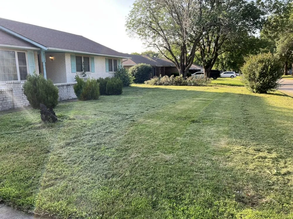 Expert landscaping services in Miami, OK by PJ’s Lawn Care Services