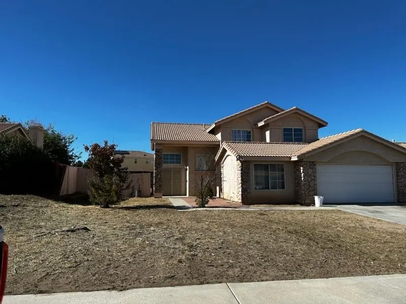 Custom garden landscaping experts serving Victorville, CA - PJ’s lawn care services