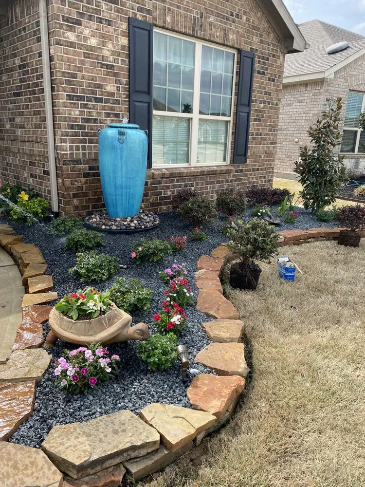 Local yard maintenance in Richmond, TX by PJ's Patios & Landscaping