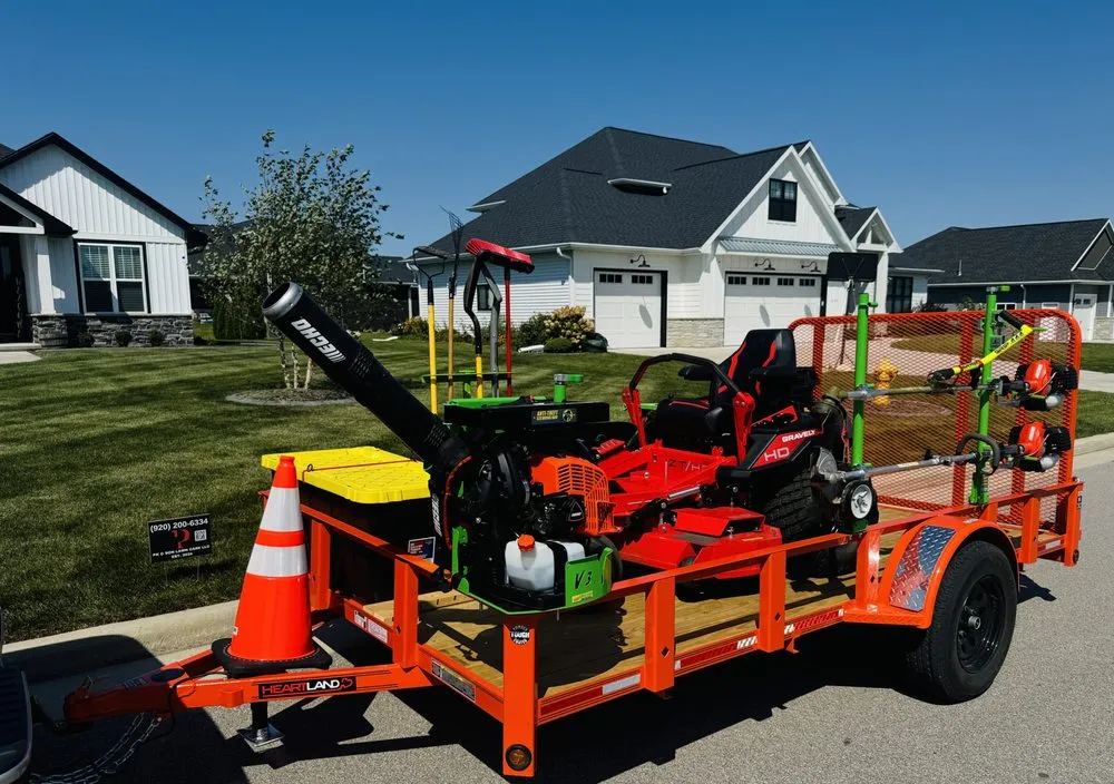 Reliable lawn mowing service in Ashwaubenon, WI - PK & Son Lawn Care