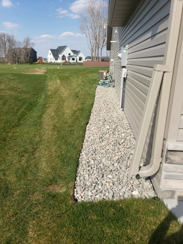 Top-rated yard maintenance experts serving Fargo, ND - Pk Landscaping Service