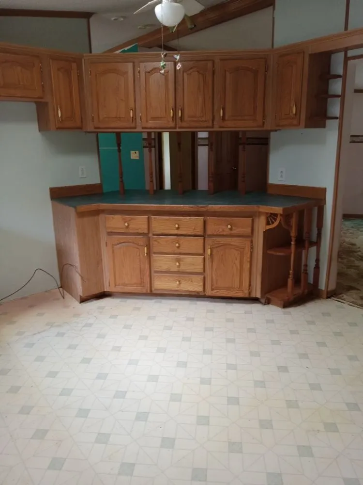 Local yard cleanup service experts serving Johnson City, NY - P&L Clean Outs & Home Improvements