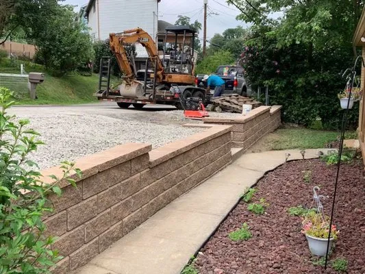 P&l excavation and landscaping Logo