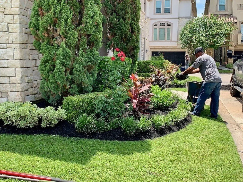 Professional outdoor landscaping for homes in Houston, TX by PL Landscapes