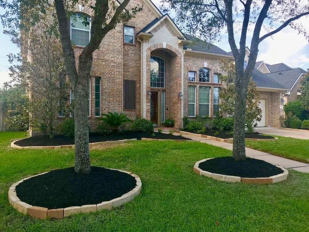 Professional outdoor landscaping in Houston, TX by PL Landscapes