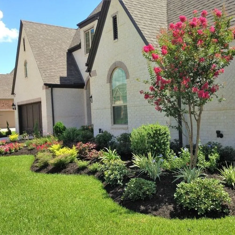 Trusted lawn care service in Houston, TX by PL Landscapes