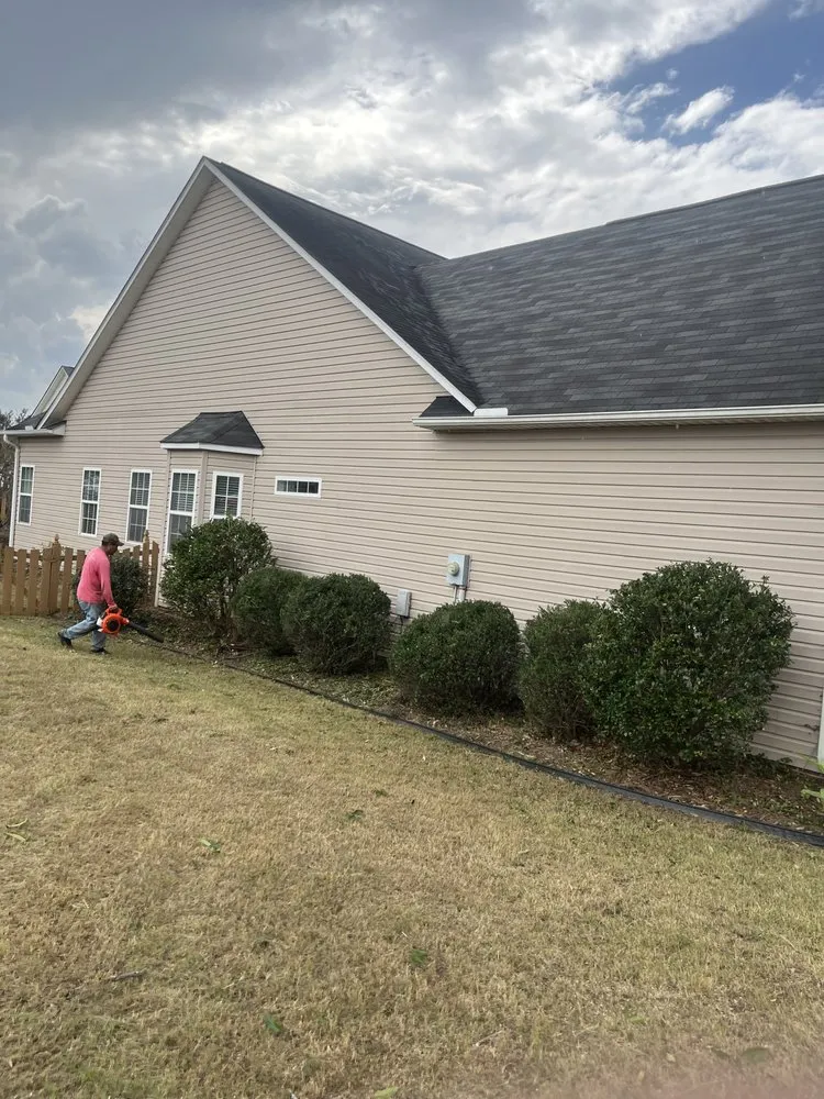 Affordable lawn care service for beautiful yards across Greenville, SC - PL landscaping services