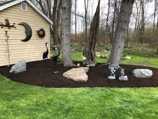 Custom lawn care service experts serving North Tonawanda, NY - PL Services