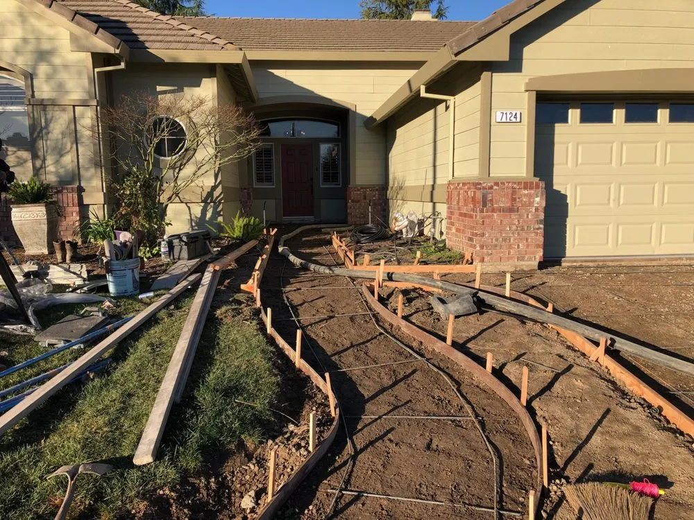 Local residential landscaping experts serving Roseville, CA - Placer Valley Landscaping and Maintenance