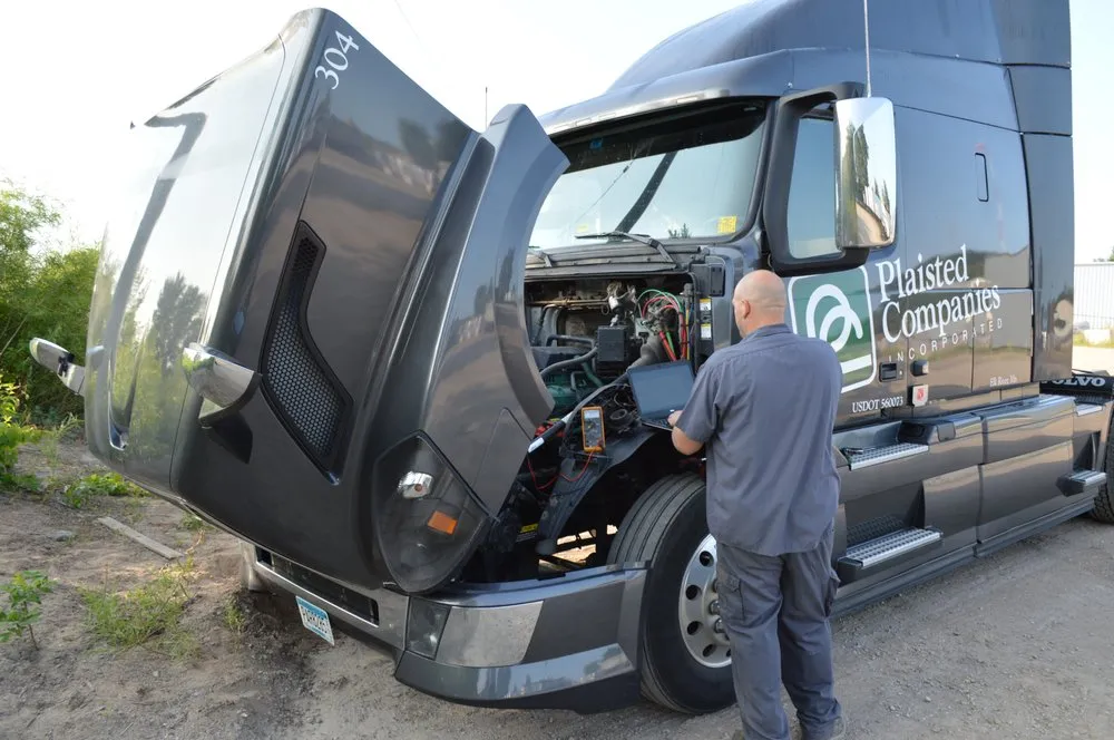 Local residential landscaping for residential properties in Elk River, MN by Plaisted Companies