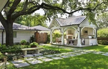 Affordable residential landscaping for outdoor upgrades in Houston, TX by Plan & Planting Associates