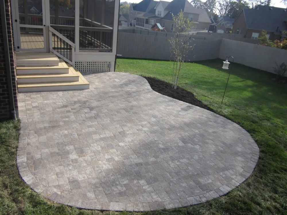 Expert landscaping services in Knoxville, TN by Plan-It Green Landscapes