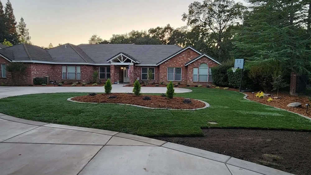 Local lawn mowing service in Sacramento, CA - Plan It Landscapes