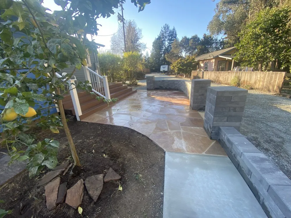 Expert outdoor landscaping experts serving Salinas, CA - Planet Earth Garden Services