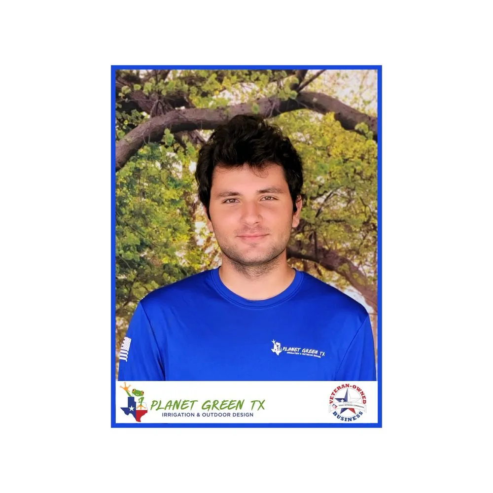 Top-rated yard cleanup service for homes across Conroe, TX - Planet Green