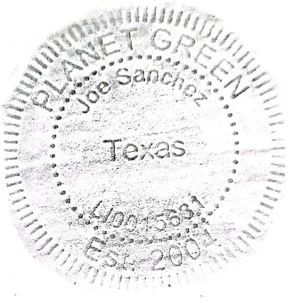 Professional yard cleanup service in Conroe, TX by Planet Green