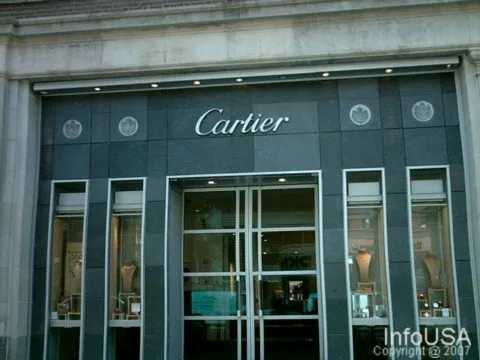 Affordable garden landscaping for beautiful yards in Quakertown, PA by Planet Green Landscaping